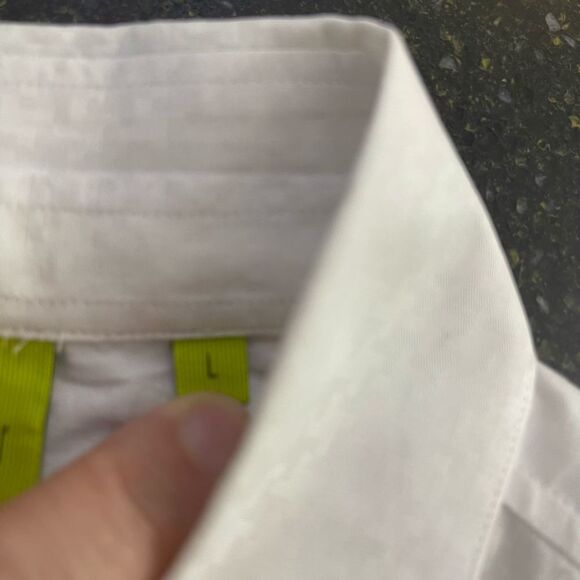 Craig Taylor White Herringbone Button-Front Shirt | Ruffled Cuff - Picture 7 of 7